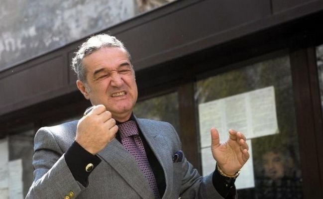 Antrenorul din Liga I care il face praf pe Becali in urma scandalului pentru titlu: 