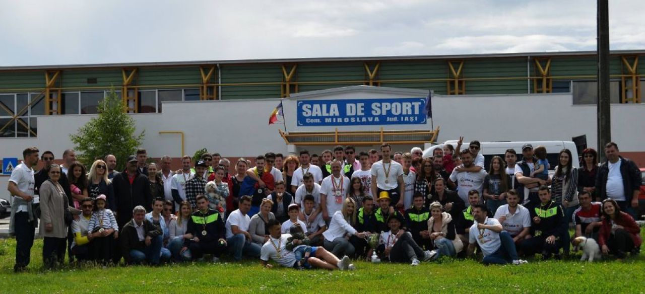 Scenariu SF in Liga a 3-a. Calificare asteptata de 113 ani, ratata, gol cu portarul in minutul 93 si promovare sarbatorita pe gardul cu sarma ghimpata_1