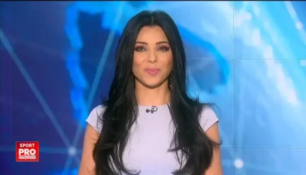 Valahu loveste din nou! A tras cu un DEGET o masina pe care se afla un campion la fitness! VIDEO