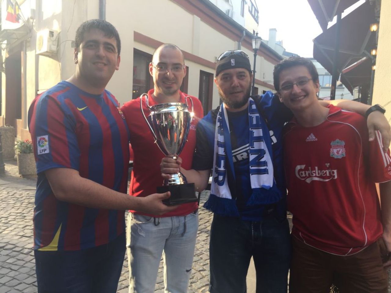 Bayern - Borussia si Liverpool - Barca se joaca la Bucuresti. Prima editie a FANS CUP e sambata. Detalii despre cea mai tare competitie a fan cluburilor_4