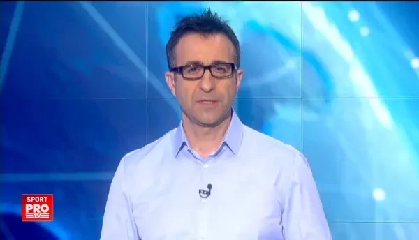 Ianis Hagi s-a pus cu burta pe carte...pe cartea de Legislatie Rutiera :) Raspunsul dat de Hagi Jr. la intrebarea Care e ultima carte citita? . VIDEO