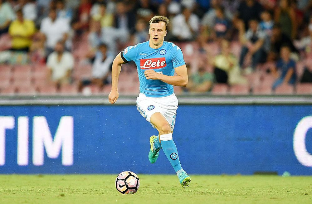 Italienii anunta: Chiriches si-a cerut transferul de la Napoli . Surpriza: pe langa Galata, e dorit si de echipa lui Eto o