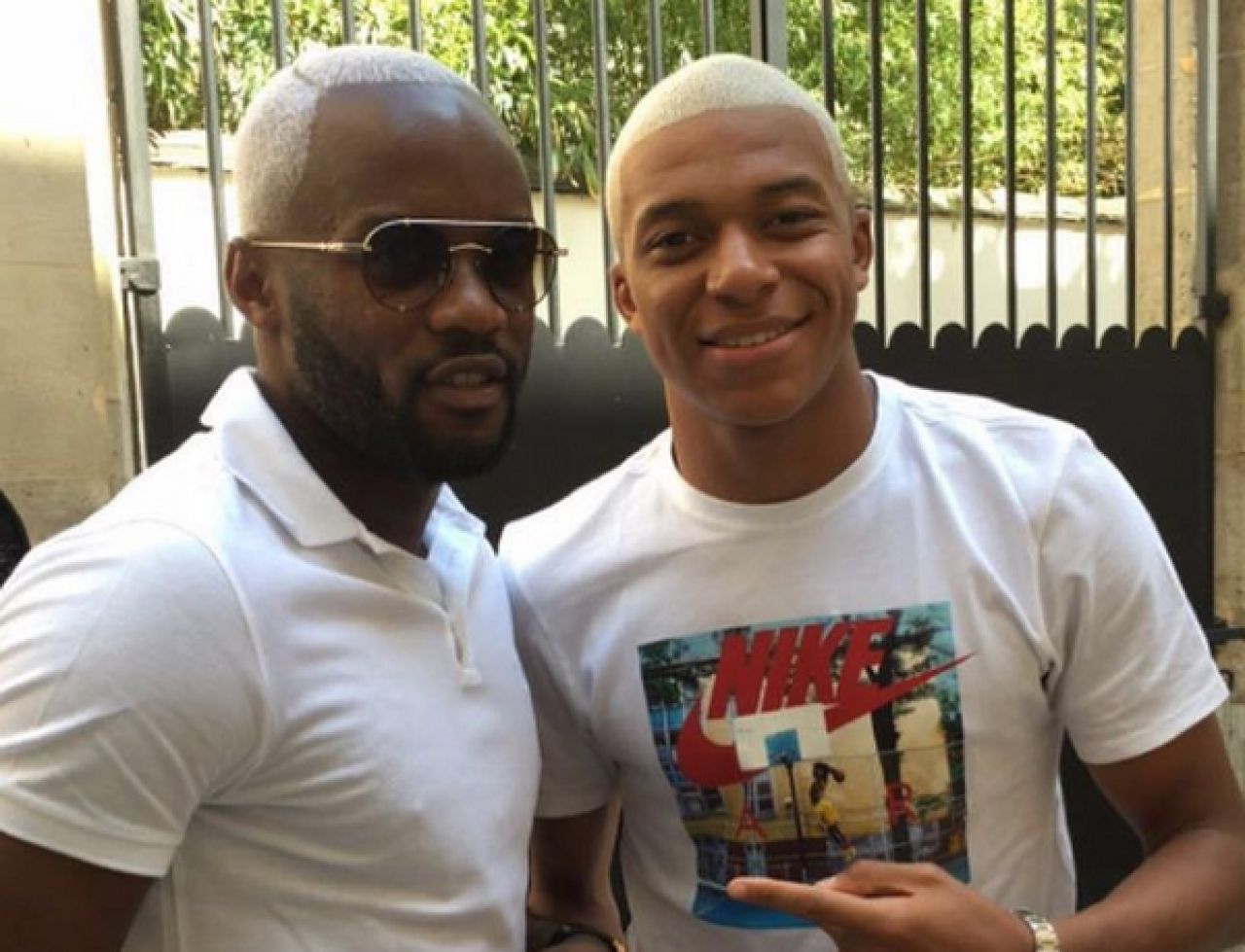 N-a schimbat inca echipa, dar si-a schimbat look-ul. Mbappe a surprins pe toata lumea cu noua sa aparitie: FOTO_2