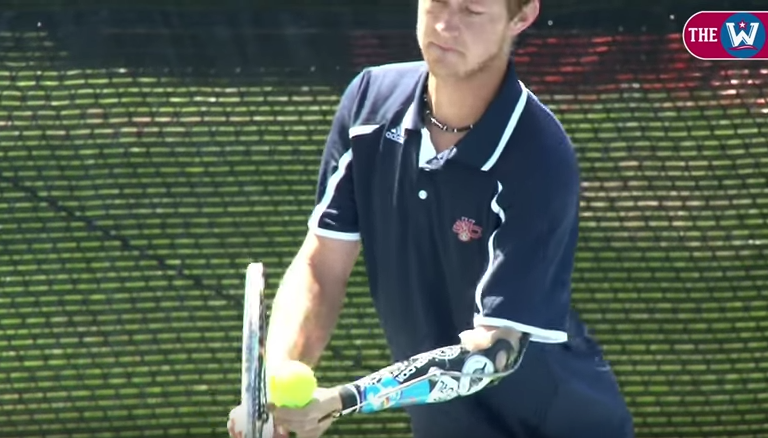 Impresionant! Primul meci intr-un turneu ATP pentru tenismenul nascut fara o mana: VICTORIE 6-0, 6-0!