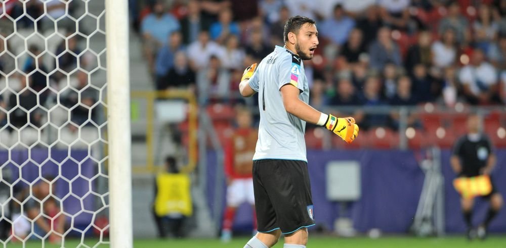 Berlusconi l-a dat de gol pe Donnarumma! Suma GALACTICA pe care tanarul portar o va castiga la Real