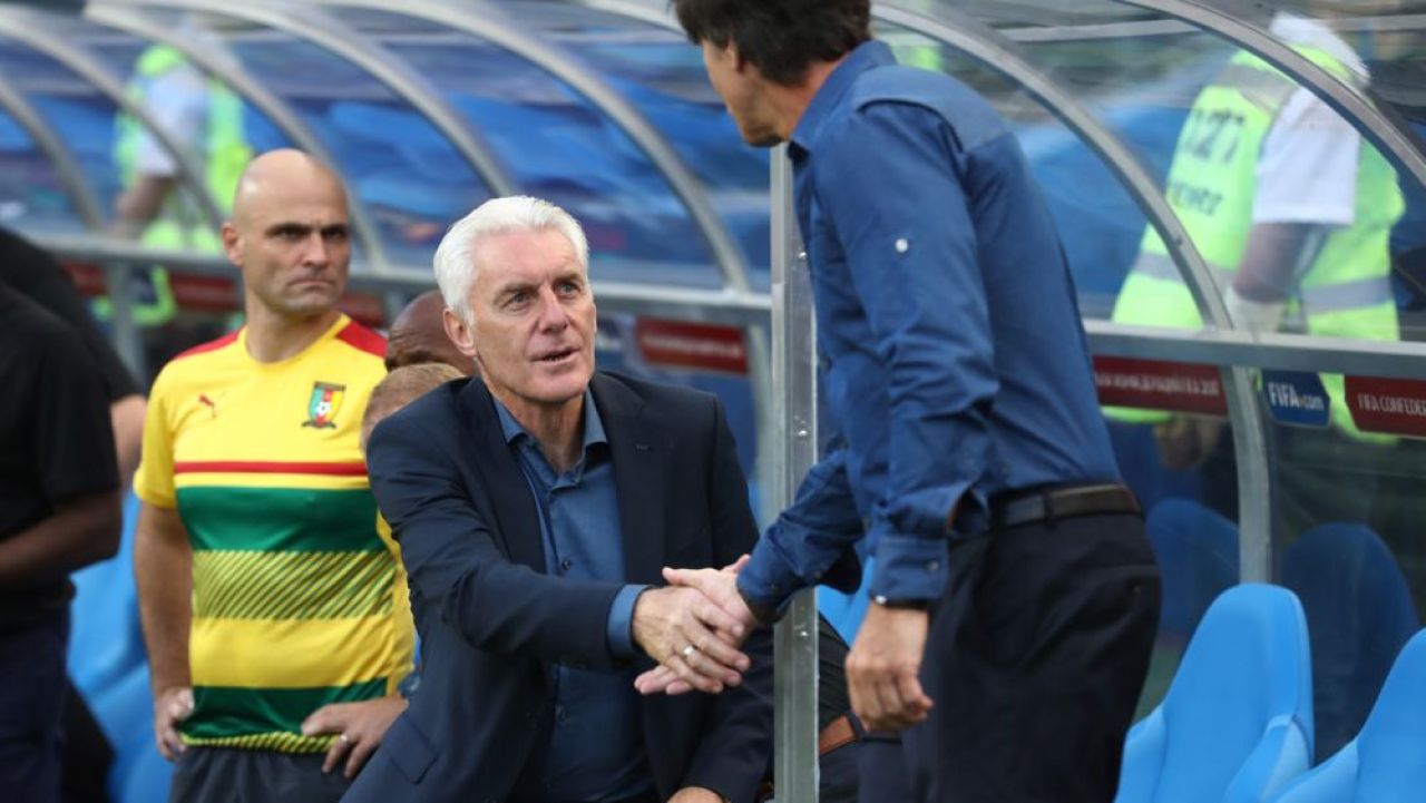 Nu se poate abtine! Cum a fost surprins Joachim Low in timpul meciului cu Camerun! FOTO_4