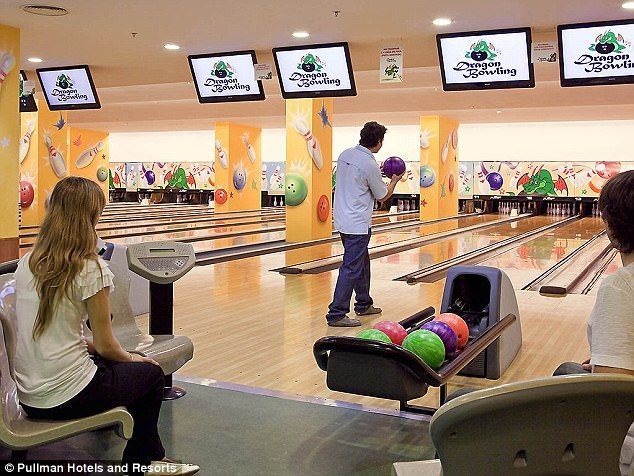 FOTO: Asa arata hotelul de 5 stele unde Messi face nunta! Are casino si piste de bowling iar camerele au un pret urias_1