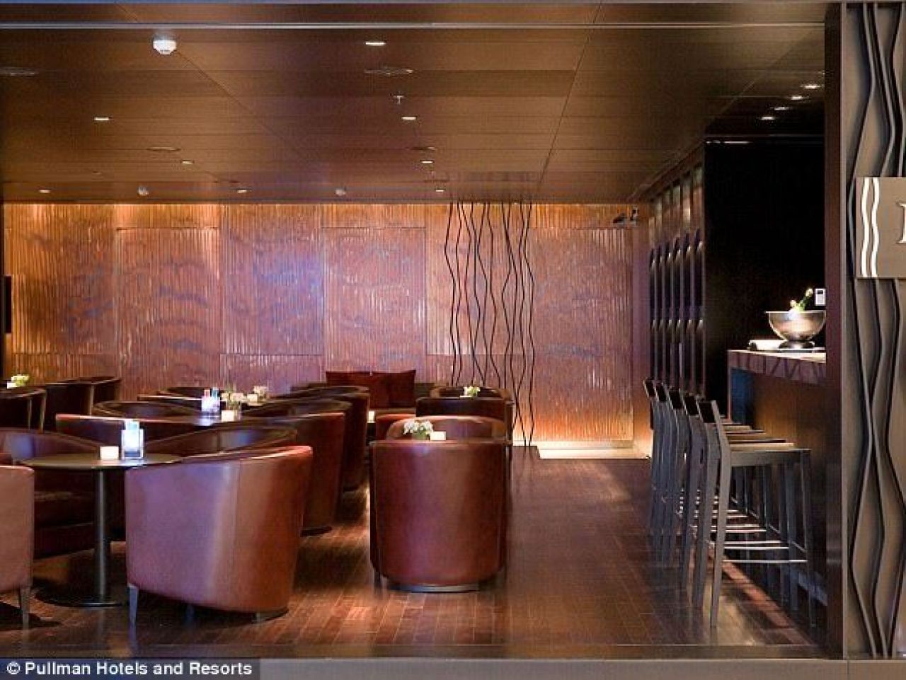 FOTO: Asa arata hotelul de 5 stele unde Messi face nunta! Are casino si piste de bowling iar camerele au un pret urias_2