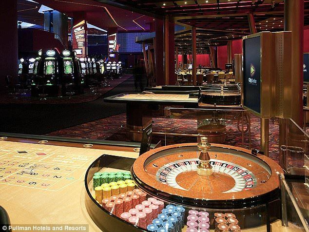 FOTO: Asa arata hotelul de 5 stele unde Messi face nunta! Are casino si piste de bowling iar camerele au un pret urias_7