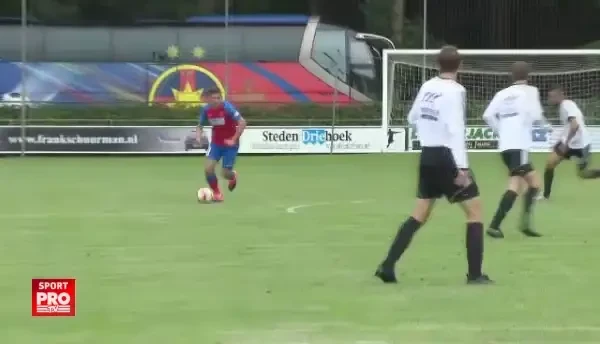 Calcaie, pase cu exteriorul si doua goluri! VIDEO montaj cu toate fazele lui Budescu la primul meci in tricoul Stelei