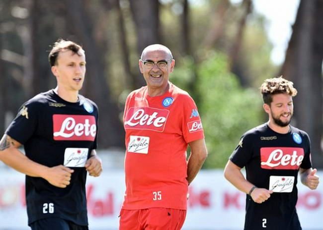 Chiriches, RECONFIRMAT la Napoli! Capitanul nationalei a plecat in cantonament cu echipa_4