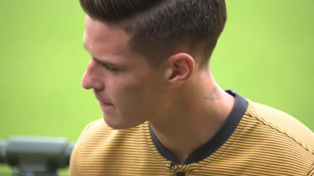 De ce si-a tatuat un jucator de la Steaua CHIPUL fratelui pe brat! FOTO_2