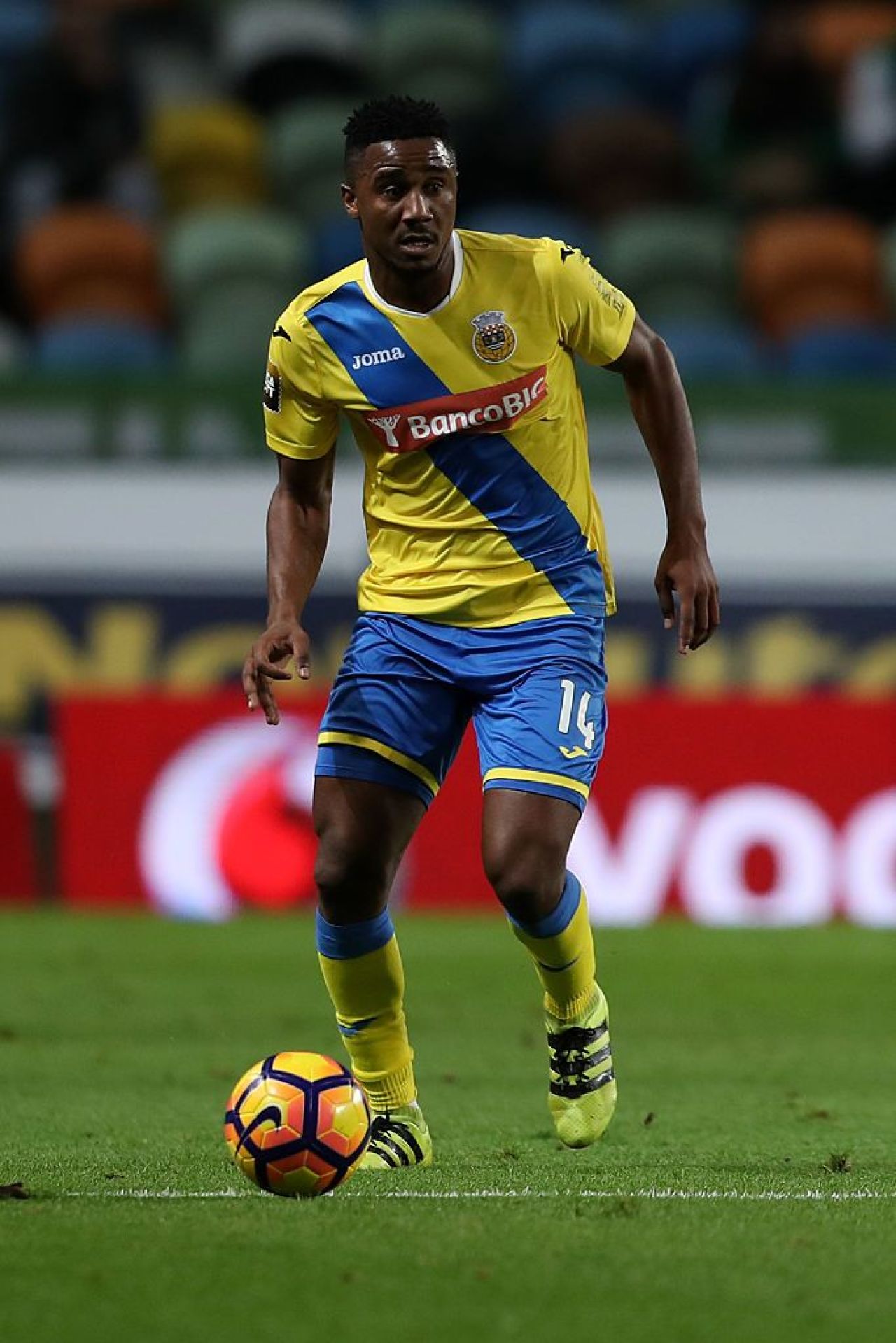 Gege pentru Gigi! Varela a aflat ca Steaua cauta fundas si a venit cu o propunere: