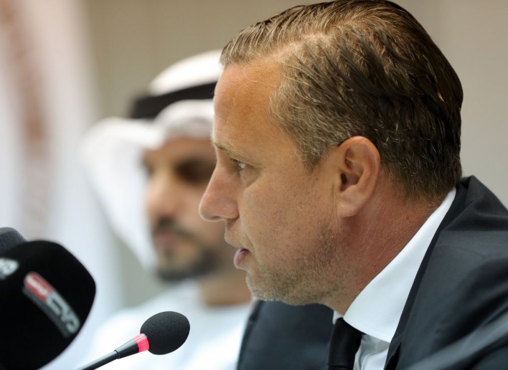 Reghecampf a fost prezentat la Al Wahda.