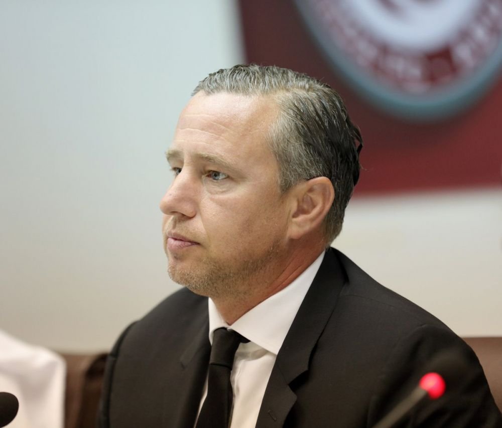 Reghecampf a fost prezentat la Al Wahda. 