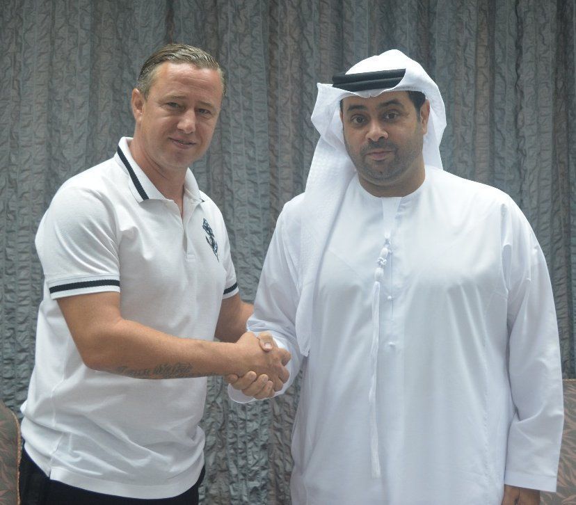 Reghecampf a fost prezentat la Al Wahda.