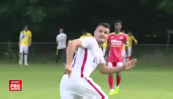 MAGICIANUL Budescu a reusit o noua faza senzationala la meciul Stelei! Cum a putut sa preia mingea de langa un adversar! VIDEO