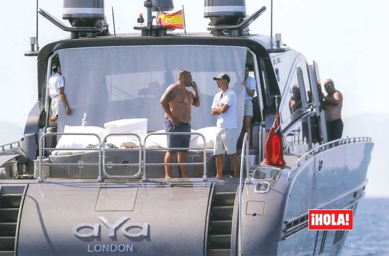 SOC pentru Ronaldo! Politisti INARMATI au venit pe iahtul sau! Anunt de ultima ora_3
