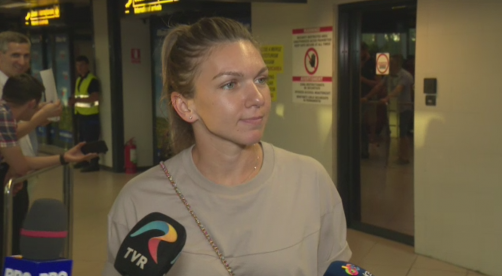 Simona Halep, primita cu aplauze si flori la Bucuresti: 