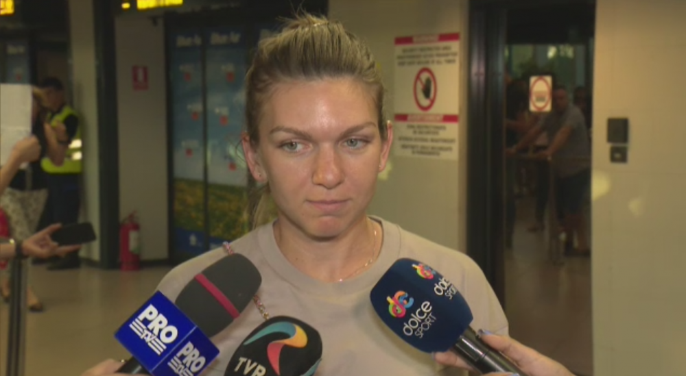 Simona Halep, primita cu aplauze si flori la Bucuresti: 