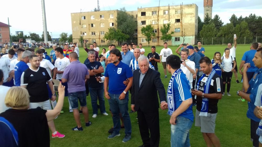 Scene incredibile la reunirea Universitatii din liga a 4-a. Ce soc a avut Mititelu cand a ajuns la teren! FOTO_12