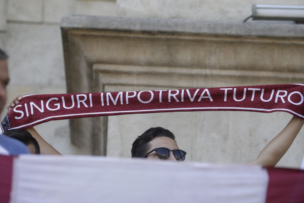 Nu renuntam! Nu se va implica nimeni politic la Rapid! Primarul Tudorache a anuntat prima legenda care se alatura proiectului