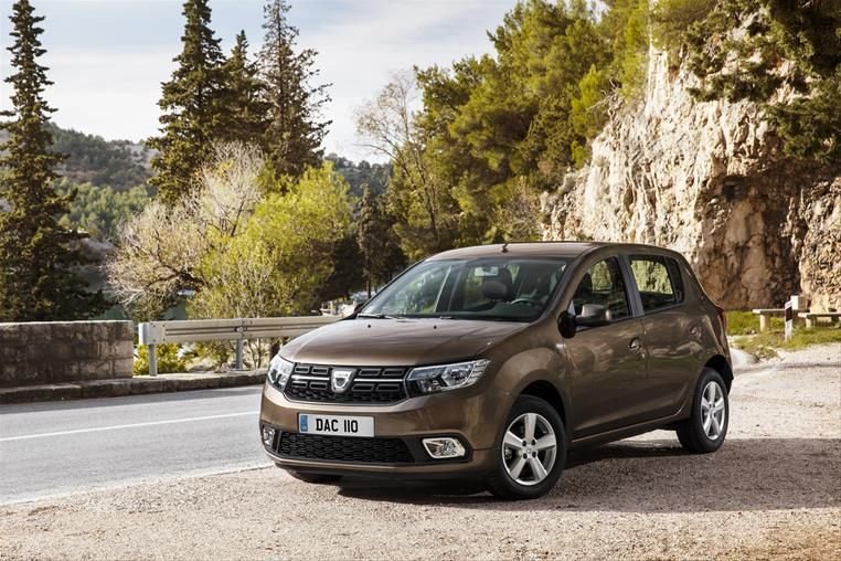 FOTO Dacia a anuntat noile Logan si Sandero. 