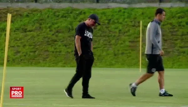 Conducerea nu m-a ajutat, n-am primit niciun ajutor! Se vrea sa mergem in jos! Hagi, suparat RAU inaintea meciului cu Dinamo