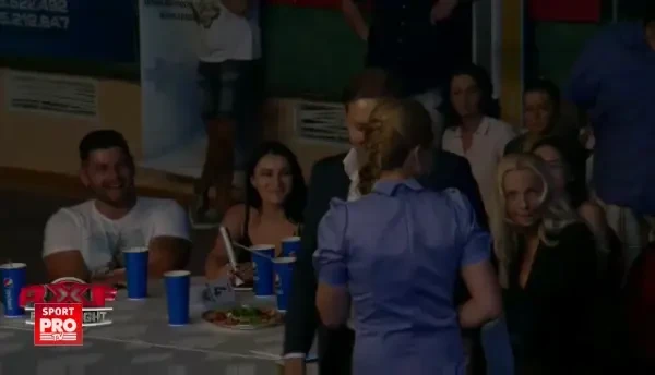 Moment fabulos in gala RXF ARDE MOLDOVA: un cuplu a intrat in cusca inaintea lui Sandu Lungu si a Bestiei din Cehia, iar fanii au asistat la o cerere in casatorie