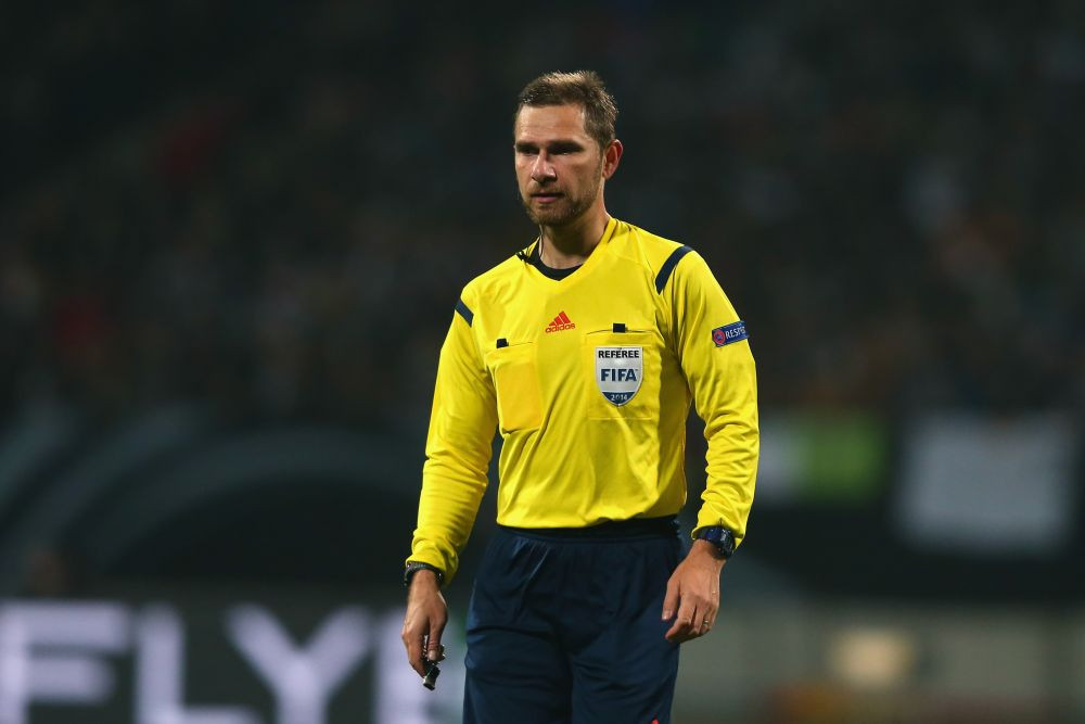 Un nou episod HORROR in arbitrajul romanesc, cu Brad Pitt in rolul principal. 3 penalty-uri clare neacordate pentru Medias, in Voluntari 2-1 Gaz Metan - VEZI FAZELE
