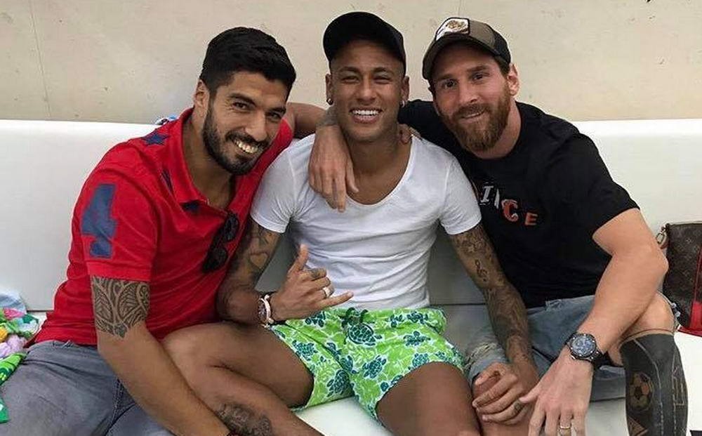 S-a intors! Messi il ironizeaza public pe Pique, dupa revederea cu Neymar. FOTO
