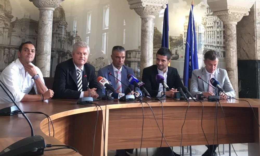Azi s-a lansat noul Rapid: Pancu si Niculae in conducere, Schumacher antrenor!&nbsp; UPDATE | Dublu fata de CSA Steaua: ce buget a rezervat primaria pentru acest sezon
