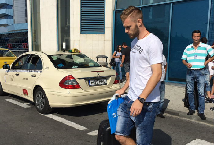 A doua oara a fost cu ghinion :) Planici si-a pierdut bagajul in aeroport, la revenirea in Bucuresti! Diseara va fi in tribune la meciul cu Botosani
