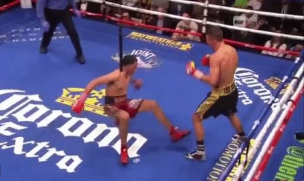 Decizie controversata! Gavril a pierdut cu Benavidez, desi l-a trimis la podea cu 40 de secunde inainte de final_3