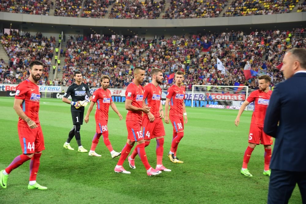 OUT de la Steaua! Becali s-a enervat crunt la partida cu Viitorul: O sa vada el! Nici macar rezerva nu va mai fi! Va juca in Liga a 3-a!