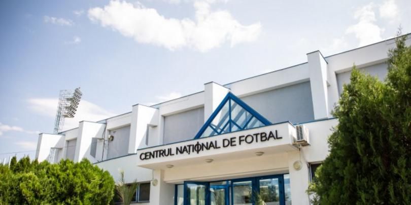 UPDATE | Efectele furtunii la centrul de fotbal Mogosoaia: tavanul cazut, subsolul inundat, curentul si gazele oprite! FOTO_1