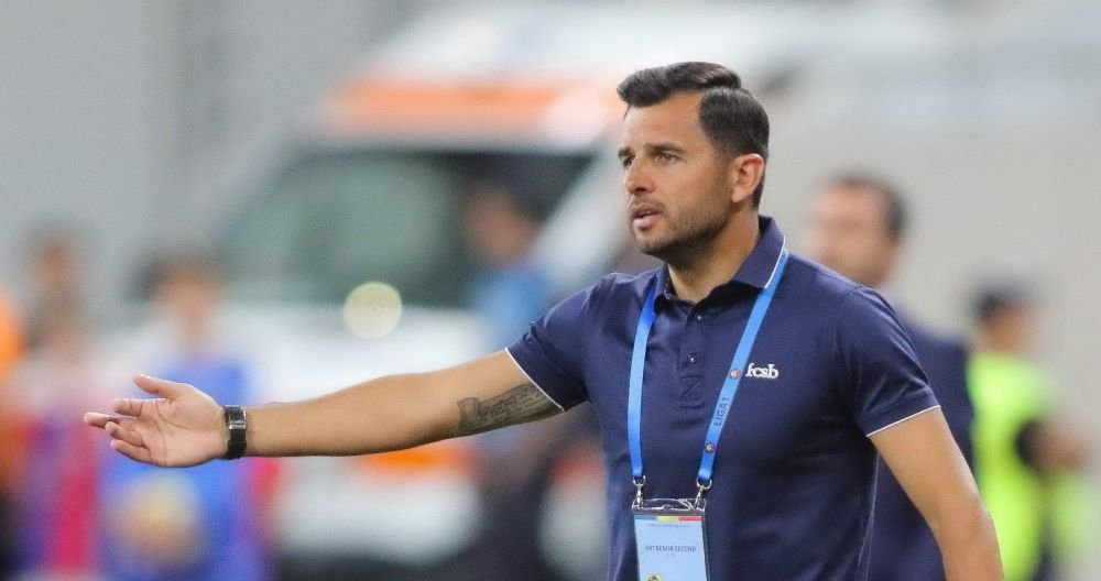 Dica, INJURAT de un oficial de la CFR: Doar am zis ca a fost penalty! Ce i-a transmis arbitrul Hategan