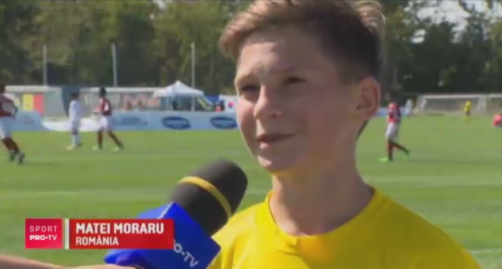 Mi se spune Messi dupa stilul de joc. Dupa fizic nu, ca eu sunt mai frumos :)) Declaratie geniala a pustiului care a calificat Romania in sferturile Danone Nations Cup