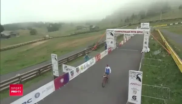 Urmasul lui Sagan a cucerit muntii Romaniei in ziua in care rutierul a devenit din nou campion mondial! Deznodamant incins in Carpathian MTB Epic 2017