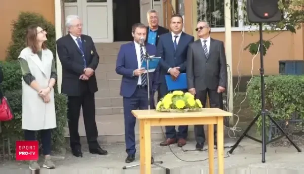 VIDEO GENIAL! Cum citeste Devis Mangia in limba romana dupa 4 luni la Craiova