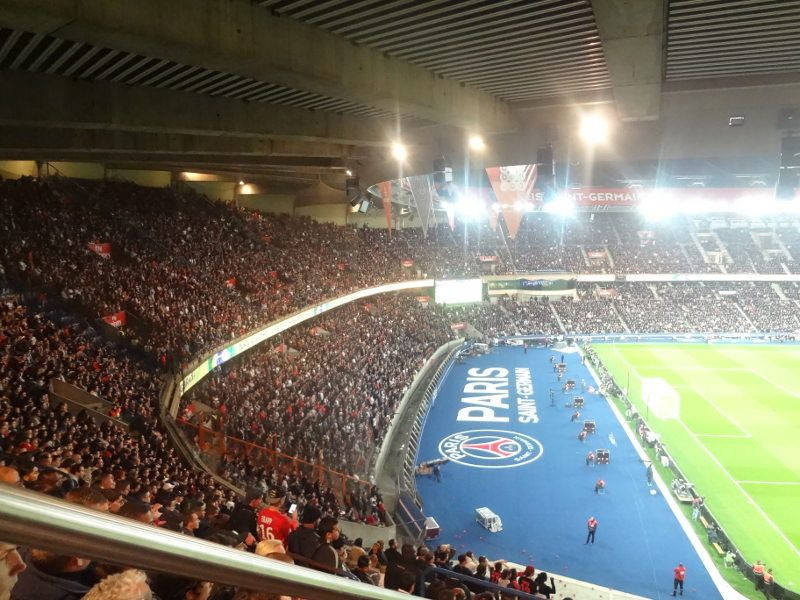 Dezvaluire incredibila: BOMBA gasita pe stadionul lui PSG la meciul de sambata, politia franceza a retinut mai multi suspecti