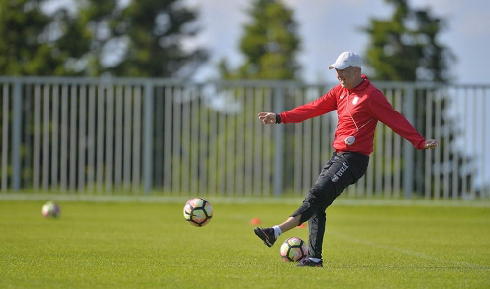 OFERTA tentanta pentru Edi Iordanescu! O lasa pe Astra? Antrenorul se poate duela cu Sumudica in Turcia