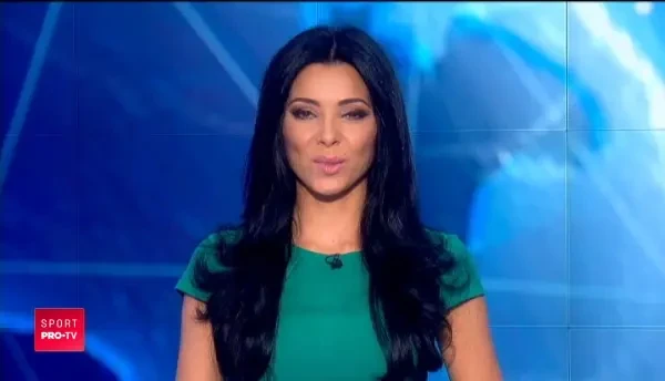 VIDEO: Baiatul lui Zmarandescu si-a TERMINAT adversarul in cusca in mai putin de un minut! Cum arata la 17 ani