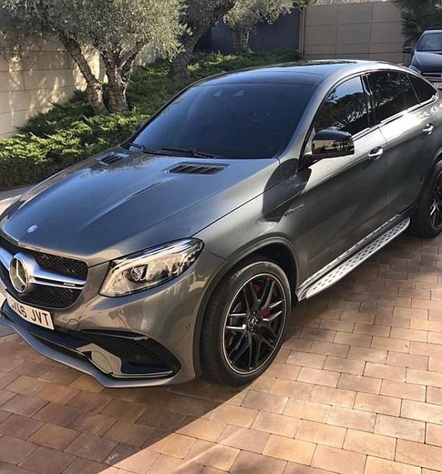 Garajul de 6 MILIOANE de euro al lui Cristiano Ronaldo. Colectia impresionanta de masini a starului portughez: GALERIE FOTO_6