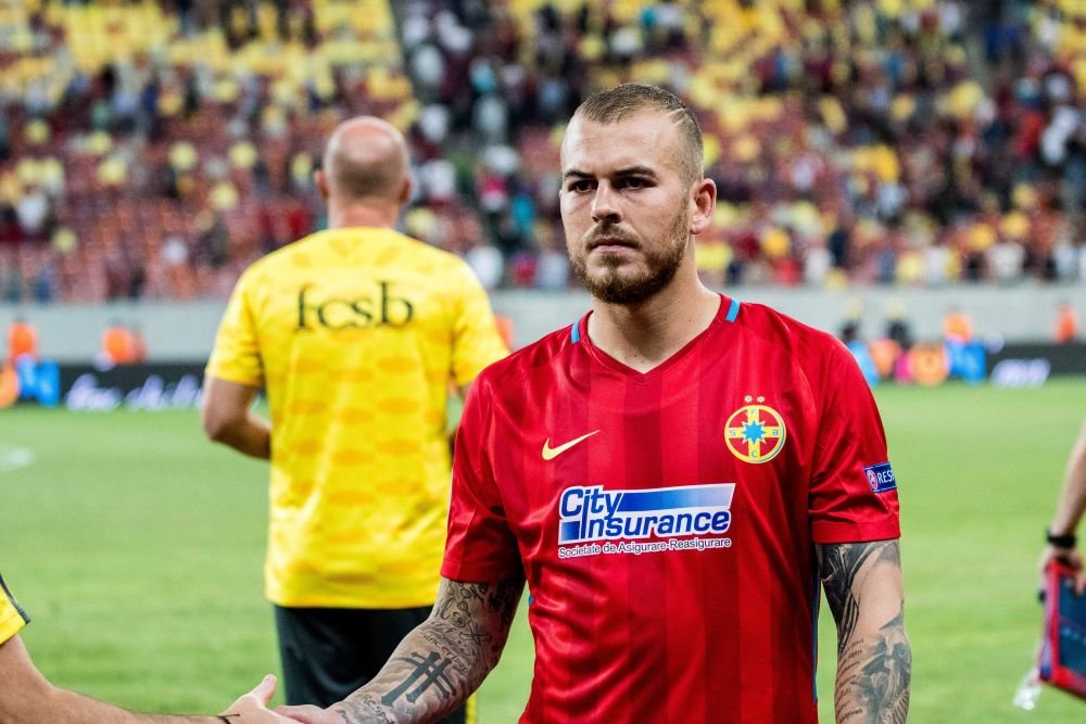 Alibec, IRONIZAT dupa al 14-lea meci fara gol in campionat: Isi pastreaza media pentru Crystal Palace, si ei au 0 goluri