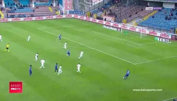 Meci de COSMAR pentru Sumudica! A fost invins de echipa romanilor din Turcia, gol Torje, Papp eliminat! VIDEO