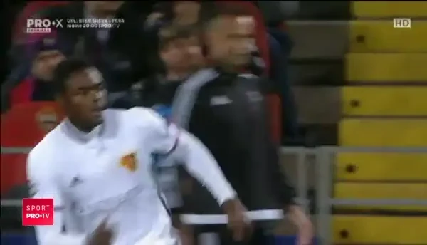 VIDEO FABULOS! Astea sunt ratarile ANULUI in Champions League! Ce a facut de DOUA ORI cu poarta goala in fata