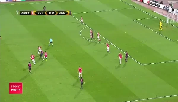 Ce-a putut sa faca Arsenal! Faza GENIALA si reusita incredibila a lui Giroud cu Steaua Rosie. VIDEO