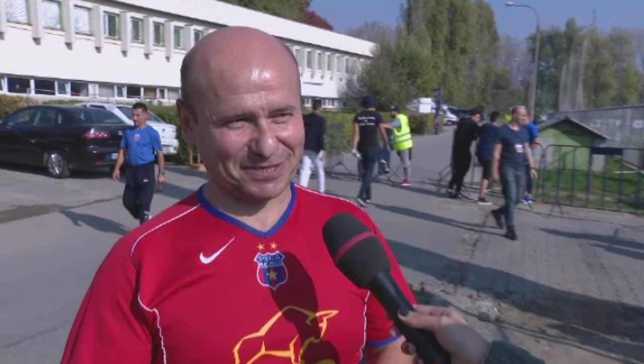 Paradoxul razboiului stelelor! Suporterul CSA Steaua care se inchina la SIMBOLUL FCSB: