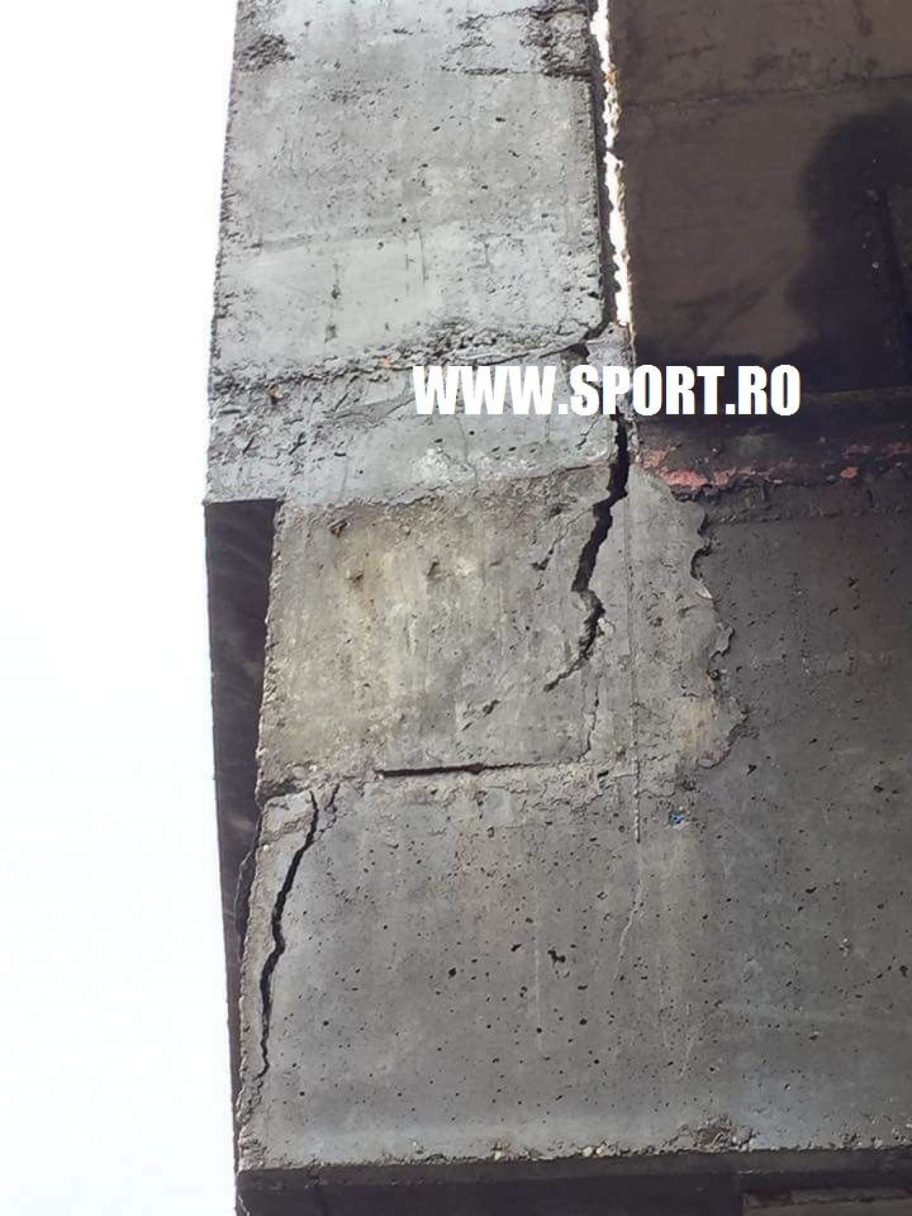 PROBLEME MARI la noul stadion al Craiovei! Arena de 52 de milioane de euro are CRAPATURI in structura de rezistenta! FOTO_1